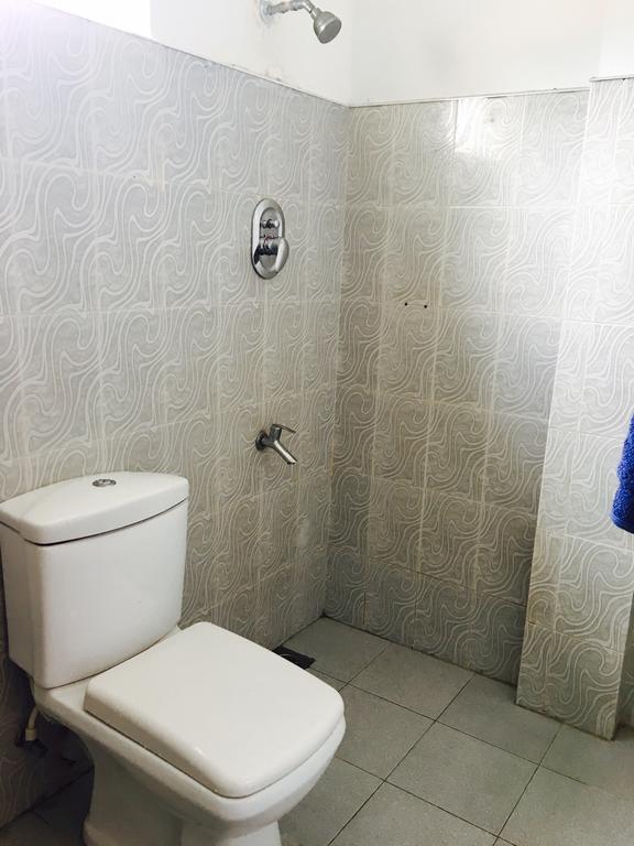The Finz Hotel Hikkaduwa Bagian luar foto